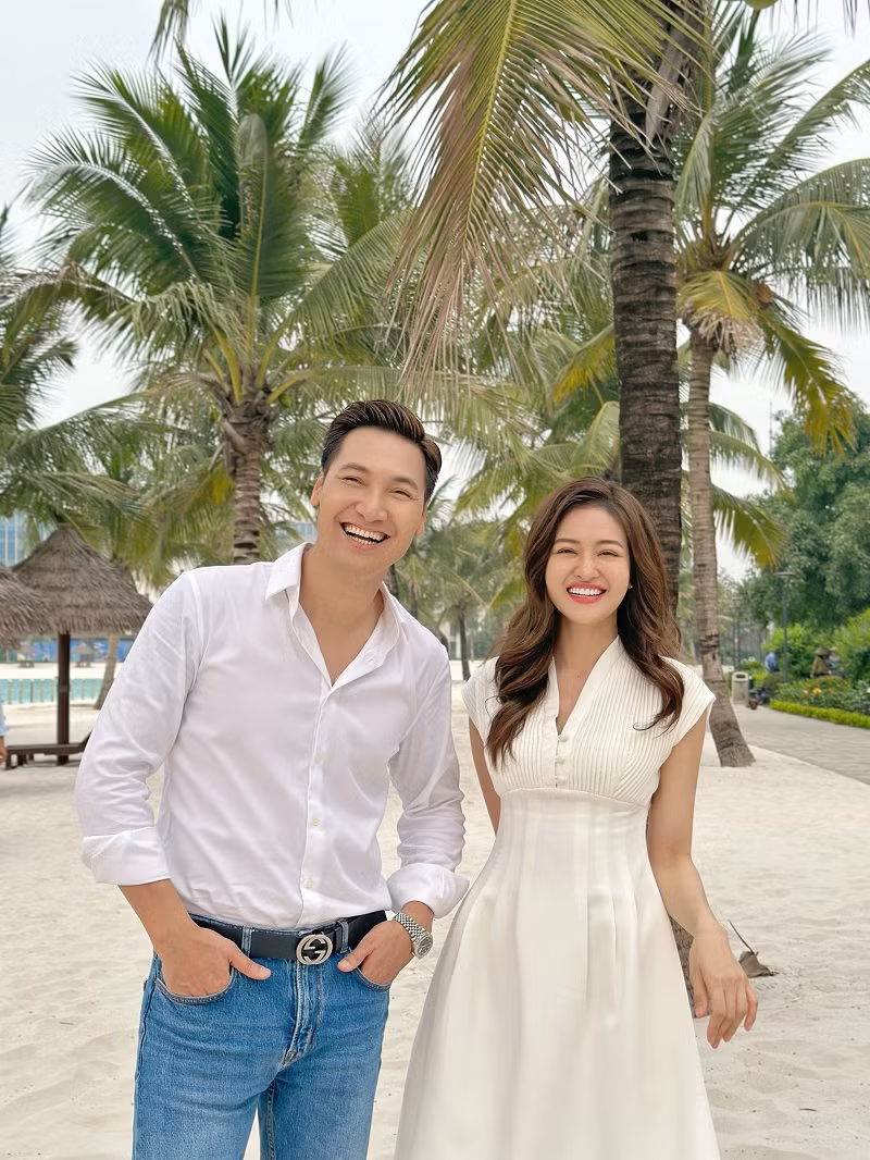 Ba ngày trước khi phim đóng máy, Thùy Anh mới nhận được kịch bản tập cuối. Trước đó, cô đinh ninh phim không thể kết thúc có hậu nên chìm trong cảm xúc buồn rầu.