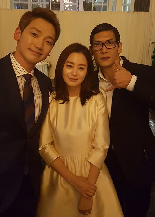 Tổng chi phí cho đám cưới của cặp tiên đồng ngọc nữ xứ sở kim chi chỉ vào khoảng 2 triệu won (khoảng 42 triệu đồng).