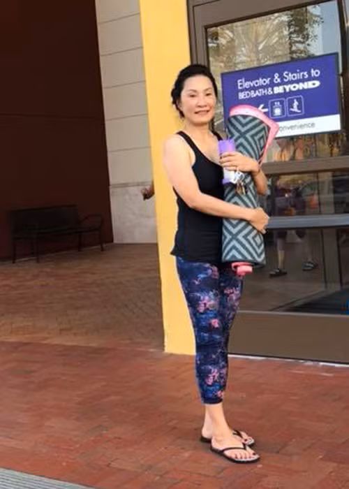 Hồng Đào và Quang Minh đều thích vận động. Trong khi Hồng Đào thích tập yoga thì Quang Minh lại đam mê tập gym.