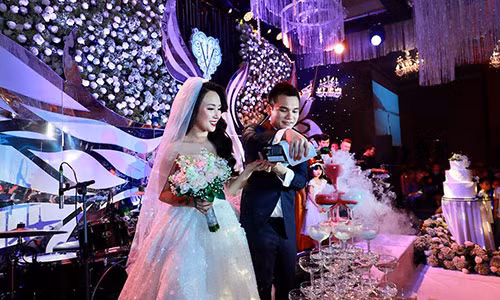 Quy dinh ngat ngheo dam cuoi Cuong Do la: Ngay vui cung lam on ao!-Hinh-2
