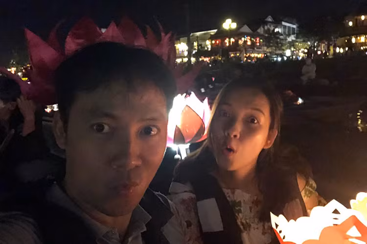 Sự quan tâm của Tiến Đạt dành cho vợ thời gian cô mang bầu khiến nhiều cư dân mạng dành lời khen ngợi cho anh.