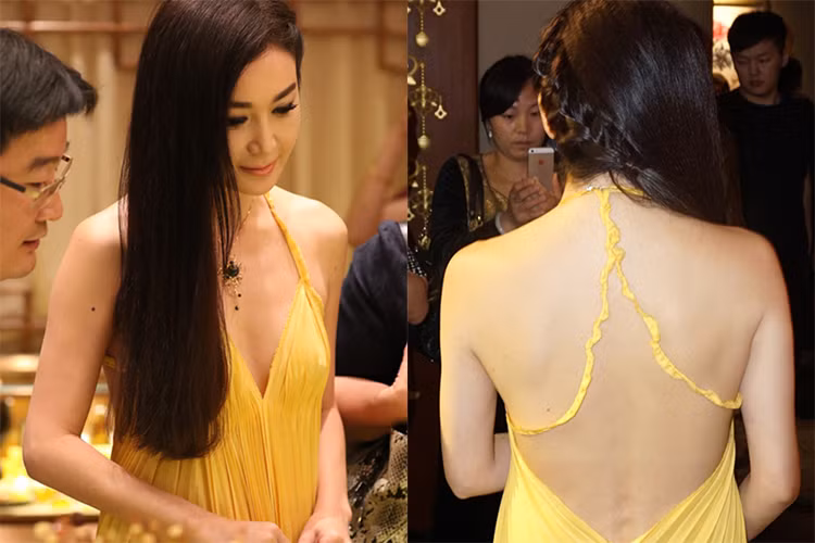 Ở tuổi 53, Ôn Bích Hà khiến nhiều khán giả bất ngờ vì vẫn giữ được vóc dáng quyến rũ như thời thiếu nữ.
