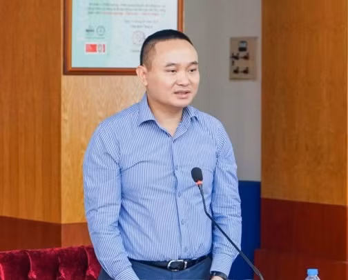 Trước khi được bổ nhiệm, ông giữ chức phó tổng giám đốc Petrolimex từ ngày 1/10/2017 và trực tiếp làm tổng giám đốc Tổng công ty cổ phần Bảo hiểm Petrolimex (Pjico). 