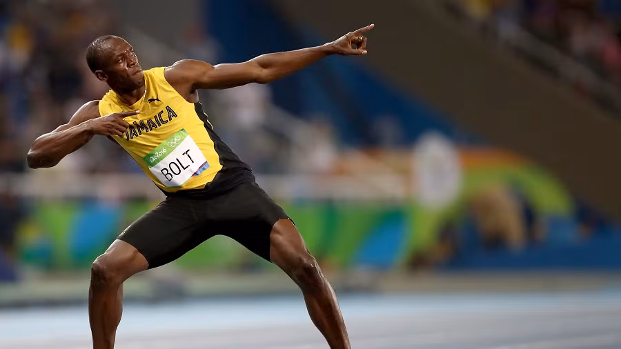 7. Người chạy nhanh nhất trên 100 Mét: Usain Bolt, vận động viên điền kinh người Jamaica, đã lập kỷ lục thế giới ở cự ly 100 mét với thời gian 9,58 giây vào ngày 16/8/2009 tại Giải Vô địch Điền kinh Thế giới ở Berlin, Đức. Kỷ lục này vẫn chưa bị phá vỡ và Bolt được coi là người chạy nhanh nhất thế giới. (Ảnh: Paris 2024 Olympic Games)