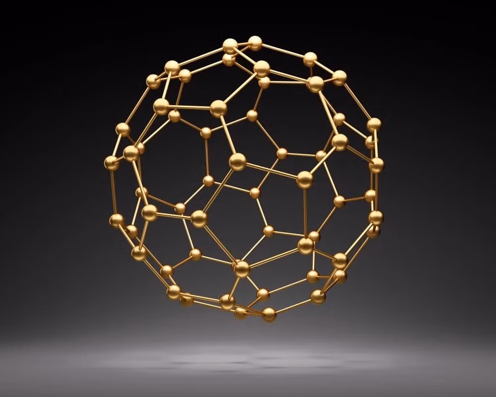 Fullerene, những lồng carbon hình cầu có khả năng mang theo các hợp chất phức tạp, là chìa khóa trong nghiên cứu này. Các nhà khoa học đã tìm thấy fullerene trong các vùng bụi bặm xung quanh các tinh vân hành tinh – tàn tích của những ngôi sao già đã chết và phát nổ. Một mô phỏng dựa trên tinh vân hành tinh Tc 1 cho thấy fullerene được hình thành thông qua các hạt carbon vô định hình được hydro hóa trong môi trường khắc nghiệt của tinh vân.