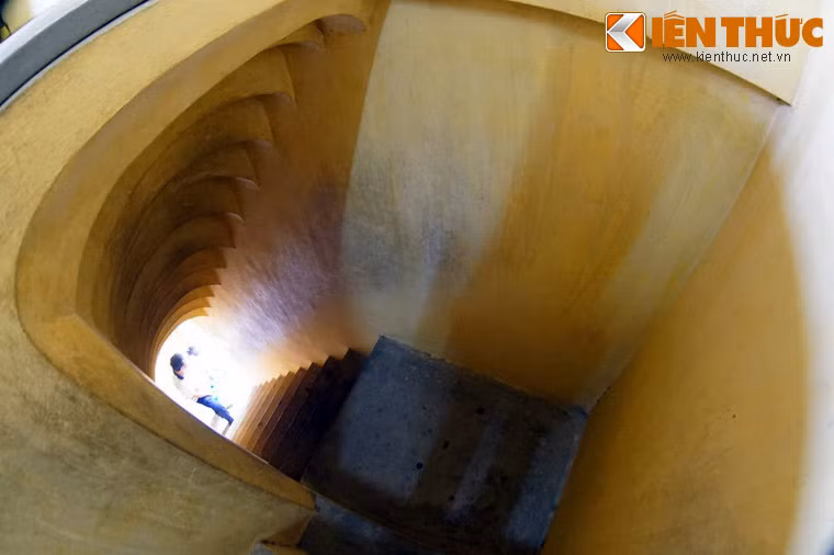 Sự giao thoa kiến trúc Đông – Tây này đã làm nên nét riêng rất độc đáo cho Hậu Lâu.