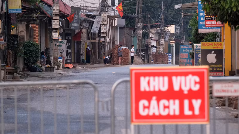 Ghi nhan ca thu 5 duong tinh SARS-CoV-2 tai “o dich” Ha Loi, Me Linh