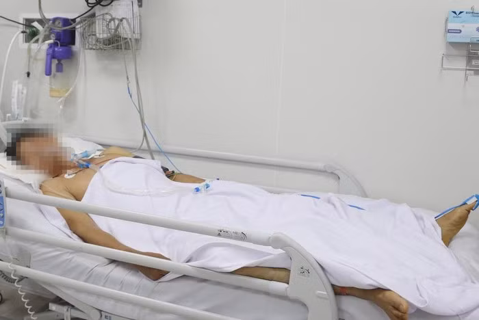 Bác sĩ phát hiện vụ ngộ độc pate Minh Chay thế nào? - Hình 3 Bac si phat hien vu ngo doc pate Minh Chay the nao?-Hinh-3