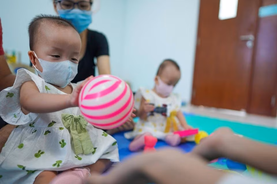 Một tháng sau, hai bé sẽ được phẫu thuật chỉnh hình các cơ quan khác trên cơ thể để hoàn thiện hơn.