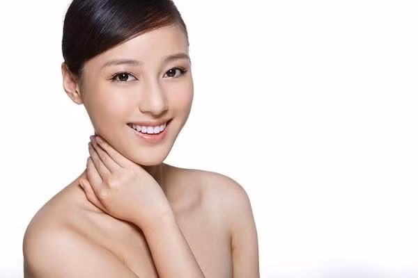 Thực hiện ngay nguyên tắc 'vàng' này từ khi còn trẻ để có làn da đẹp Thuc hien ngay nguyen tac 'vang' nay tu khi con tre de co lan da dep
