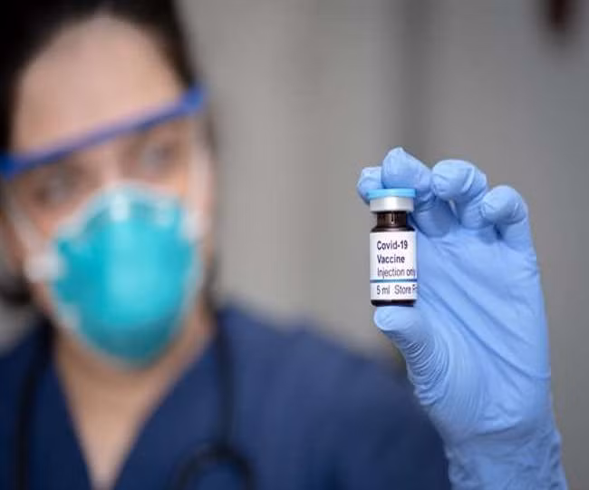 Nga du kien tiem vaccine ngua COVID-19 dai tra tu thang 10/2020