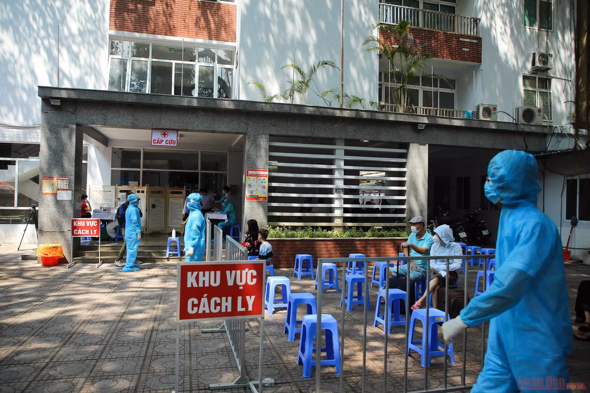 Lich trinh dang lo ngai cua benh nhan COVID-19 dieu hanh xe bus Ha Noi