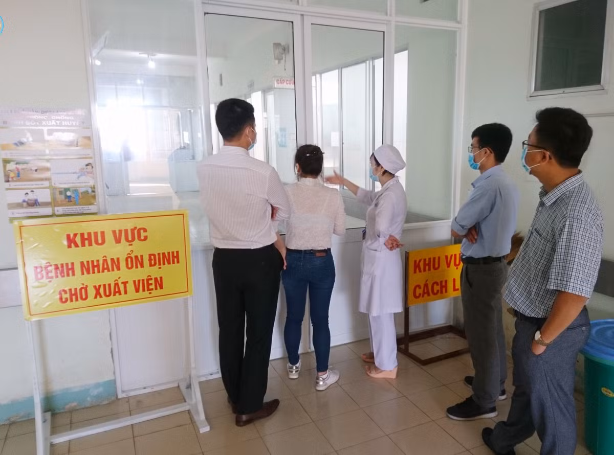 Benh nhan thu 34 khai doi, co bao nhieu F1, F2... duong tinh Covid-19?