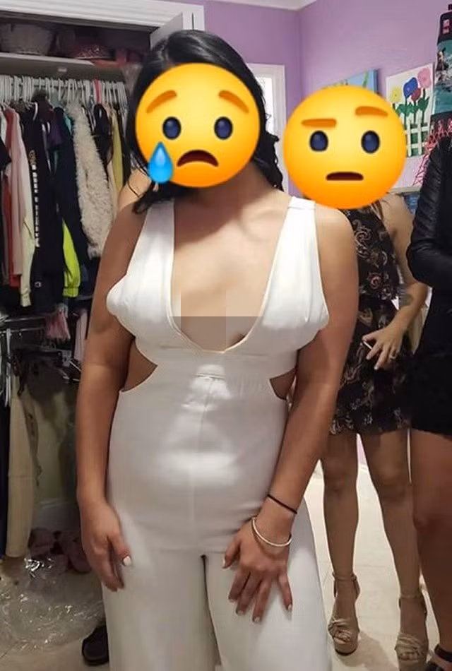 Không chọn cho mình chiếc váy xòe hay váy đuôi cá thông thường, cô dâu này lại chọn một bộ jumpsuit màu trắng thay cho váy cưới truyền thống. Tuy nhiên, bộ jumpsuit này hở bạo tới mức các quan khách tại hôn lễ phải đỏ mặt.