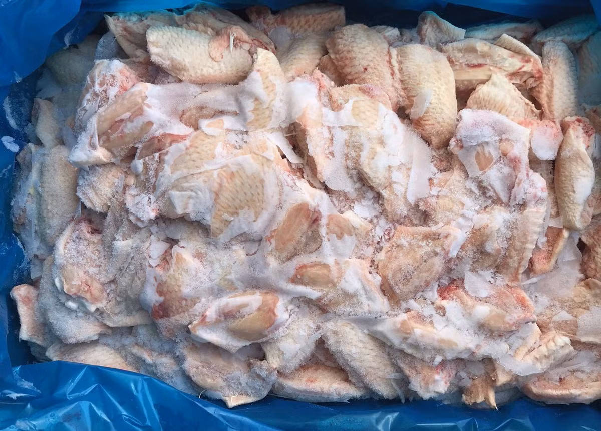 Trung Quoc phat hien virus corona tren canh ga dong lanh nhap khau