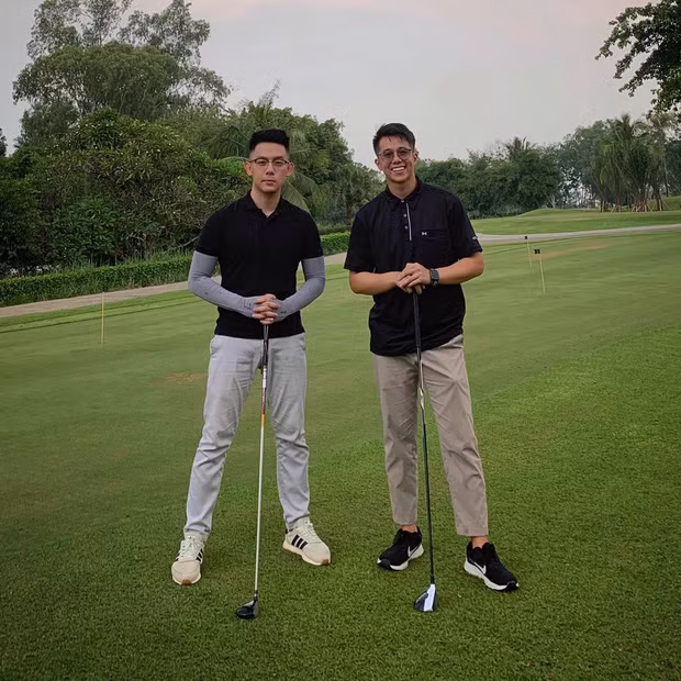 Phong cách đơn giản nhưng vẫn nêu bật nét cá tính và năng động của Matt Liu. Ảnh: Internet. Mời độc giả theo dõi video "Minh Hằng chia sẻ về phong cách thời trang". Nguồn: VTC.