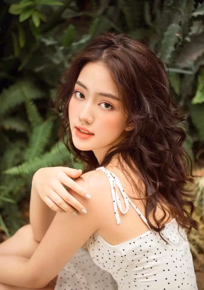 Nữ tiếp viên trẻ hiếm khi khoe ảnh trên mạng xã hội nhưng mỗi tấm hình của cô đăng lên đều được dân mạng yêu thích.