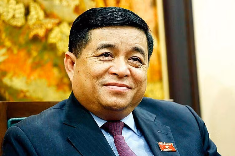 BT Nguyen Chi Dung bay cung BN 17, 21... di lam lai 16/3, Covid-19 khong cu gap la nhiem?
