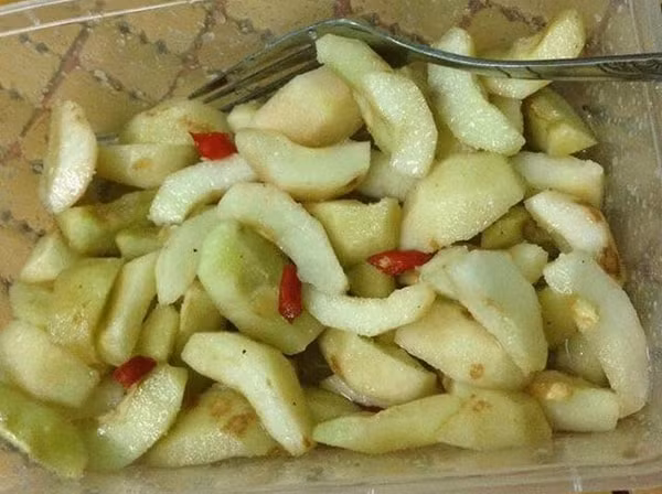 Các món ngon từ táo mèo khiến ai cũng phải “ứa nước miếng“ - Hình 2 Cac mon ngon tu tao meo khien ai cung phai “ua nuoc mieng“-Hinh-2