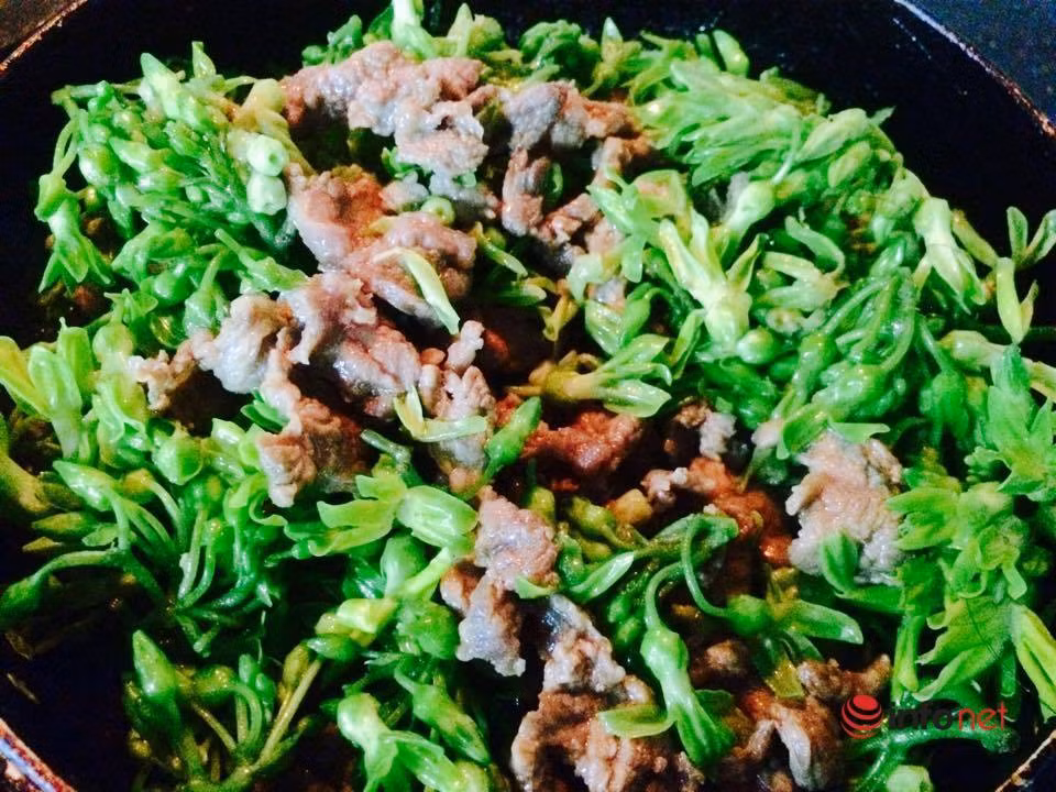 Cach lam mon hoa thien ly xao thit bo thom mat, ngot bui-Hinh-4