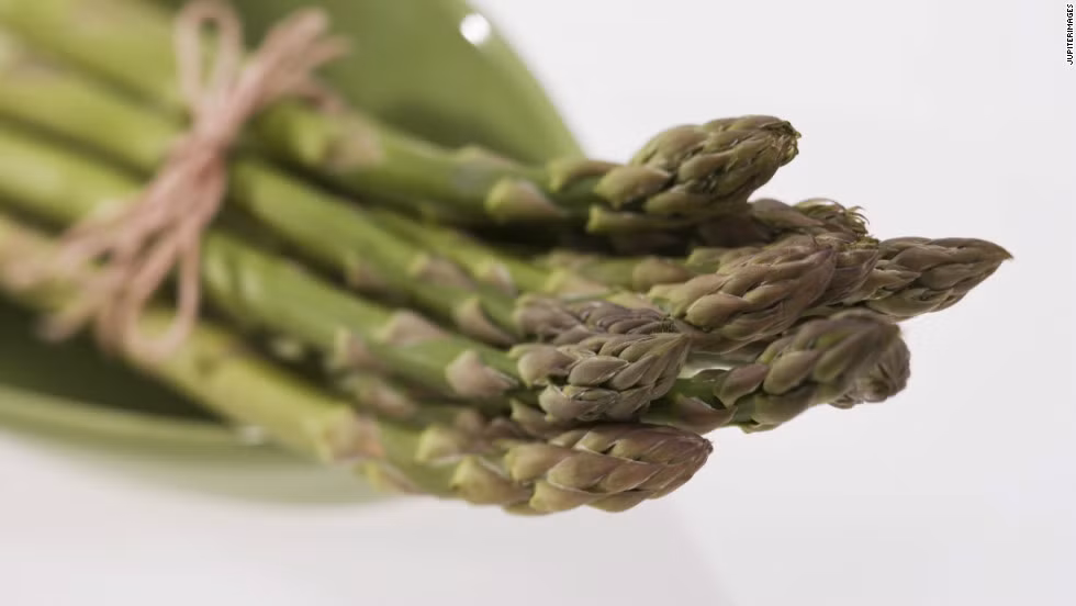 Măng tây. Là một trong những nguồn tốt nhất của folate, một loại vitamin B giúp cho bạn không bị stress, căng thẳng.