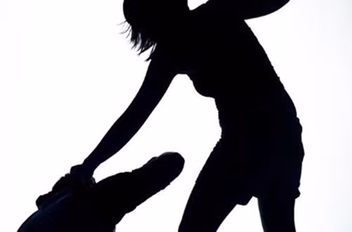 Trong trường hợp của bệnh Alzheimer, hiện tượng này thậm chí còn xuất hiện trước khi các triệu chứng khác, như mất trí nhớ, xảy ra trước tới 10 năm.