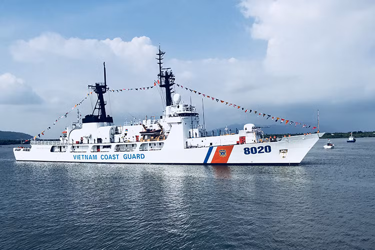 Trong ảnh là tàu CSB 8020 của Cảnh sát Biển Việt Nam được đưa vào trang bị trong cuối năm 2017. Nguồn ảnh: Cảnh sát Biển Việt Nam.