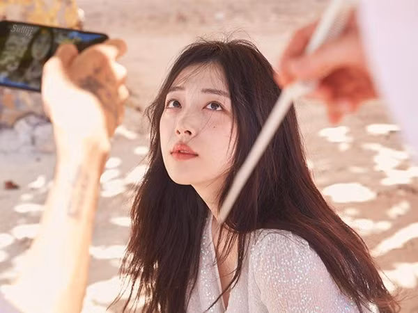 Phia sau ban hop dong no le mang lai ty USD cho showbiz-Hinh-3