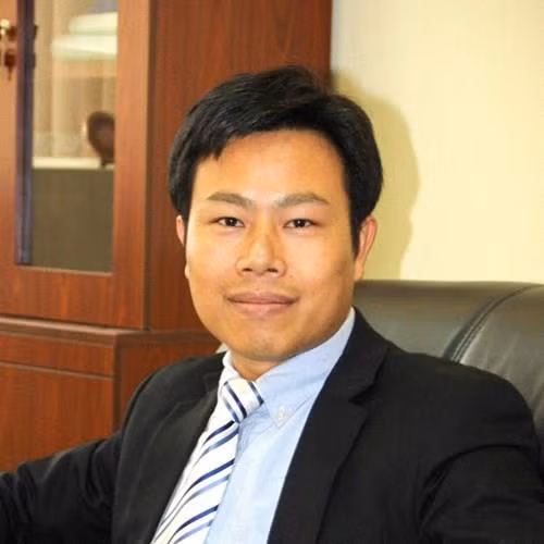 Ông Lê Quân còn đảm nhiệm thêm chức vụ: Trưởng ban Tổ chức cán bộ, Đại học Quốc gia Hà Nội; Phó giám đốc Đại học Quốc gia Hà Nội. Vào tháng 9/2017, ông Lê Quân được bổ nhiệm giữ chức Thứ trưởng Bộ LĐ-TB-XH.