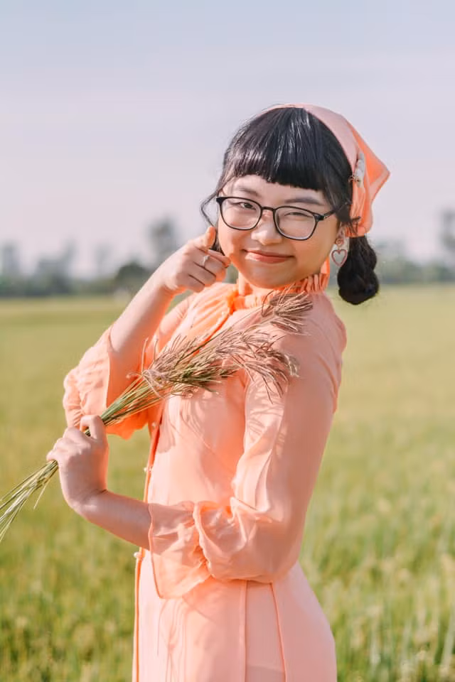 Phương Mỹ Chi phổng phao, ngày càng xinh đẹp.
