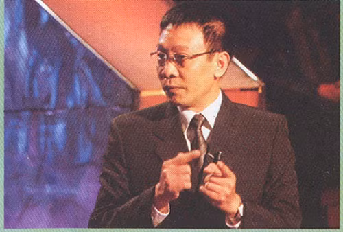 Hình ảnh “ngố tàu” của Lại Văn Sâm và những MC đình đám Hinh anh “ngo tau” cua Lai Van Sam va nhung MC dinh dam