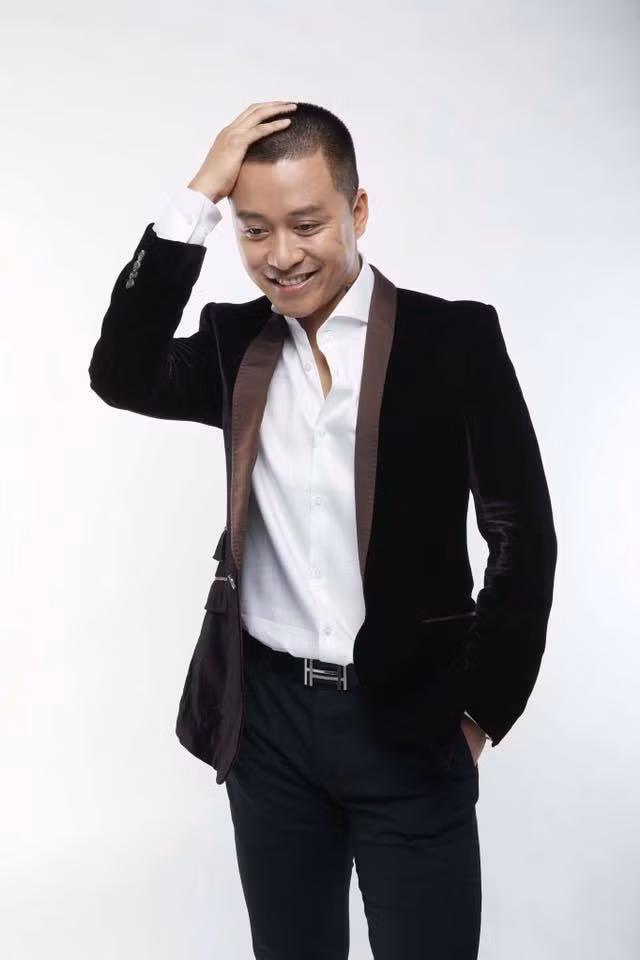 Dong Nhi - Ong Cao Thang bi chi trich keo kiet, Tuan Hung len tieng benh vuc-Hinh-2
