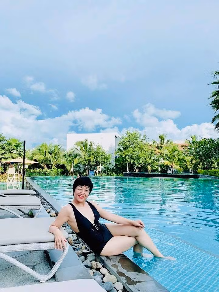 Ở tuổi 50, Thảo Vân vẫn xinh đẹp, trẻ trung.