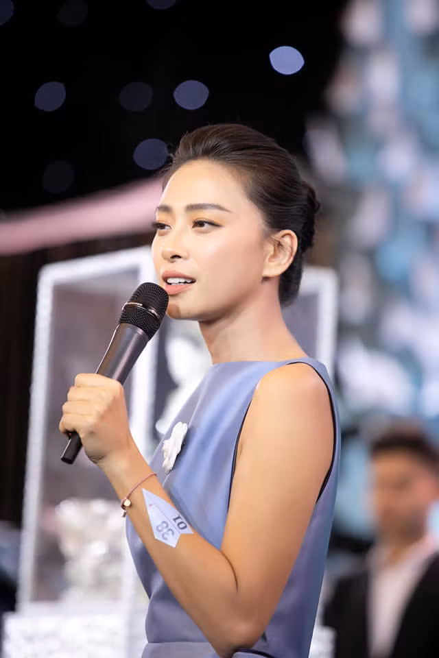 Về chuyện tình cảm, trước đây, Ngô Thanh Vân và Johnny Trí Nguyễn từng có một thời gian dài gắn bó với nhau trong công việc lẫn cuộc sống. Khi đó, nhiều người hâm mộ đã nghĩ đến một đám cưới hạnh phúc của cặp đôi.