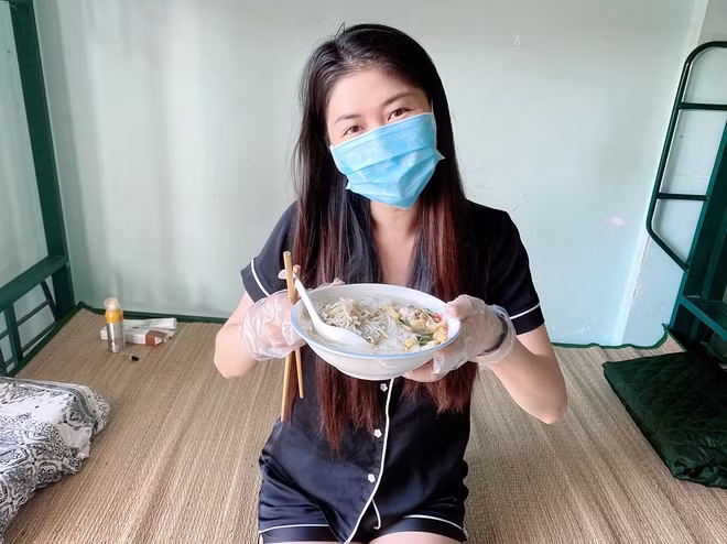 Đến ngày 25/4, Thủy Anh và mẹ may mắn mua được vé máy bay về Việt Nam. Cô gọi đây là "cuộc giải cứu hạnh phúc". Sau đó, vợ Đăng Khôi và mẹ trở về Việt Nam an toàn, được đưa đi cách ly tại Cần Thơ. Thủy Anh nói chưa bao giờ ước được cách ly như lúc này. Cô khẳng định dù cách ly ở Cần Thơ, Cần Giờ, Củ Chi hay bất cứ đâu, đều là quê hương mình và cô đều không ngại.