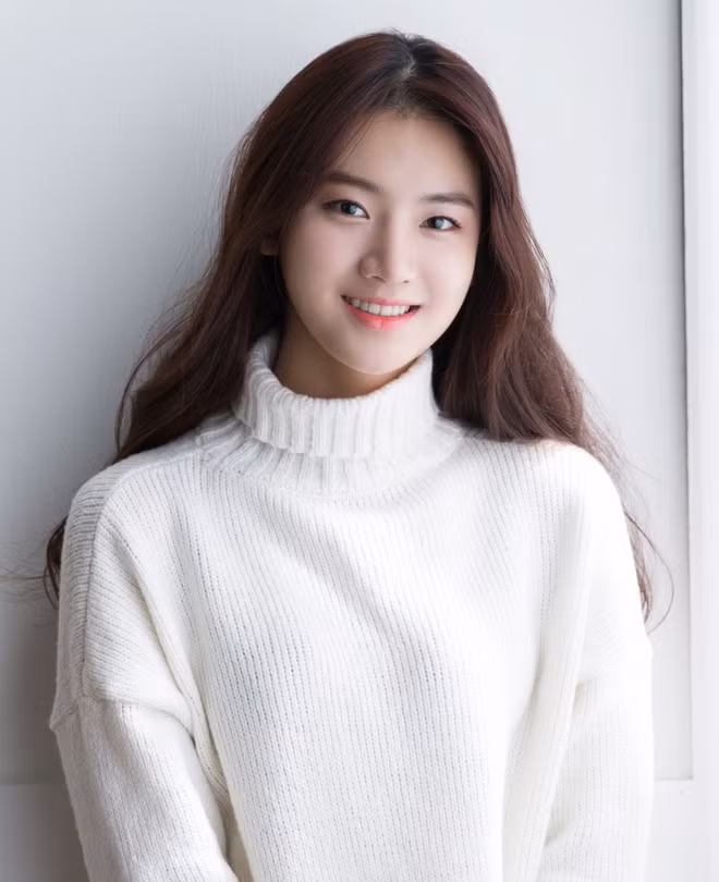 "Sự nổi tiếng sau vai diễn Bae Gyu Ri có thể coi là một gánh nặng, một bức tường tôi cần vượt qua, nhưng gánh nặng này dễ chịu hơn là đáng sợ".