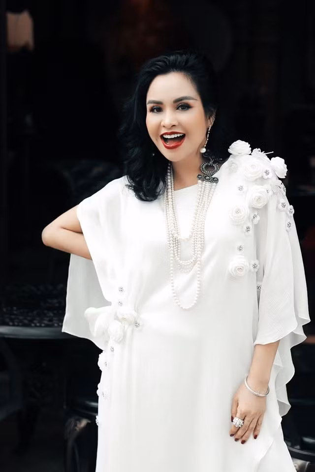 Ở tuổi 51, Thanh Lam chia sẻ cô muốn truyền năng lượng tích cực và học từ lớp đàn em sự lạc quan, năng động.