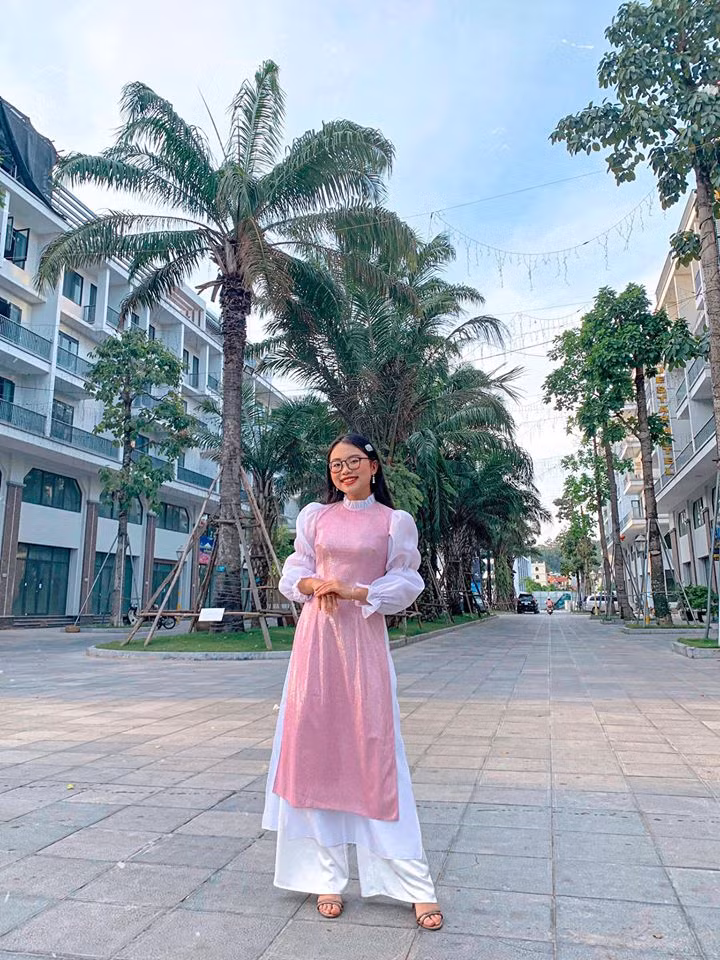 Phuong My Chi tung clip doi chat voi nguoi nhan tin xuc pham-Hinh-2