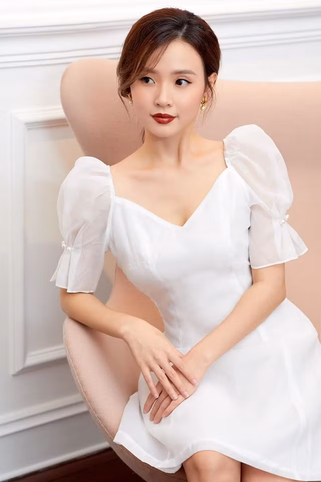 Midu la giang vien cua Dai hoc Hutech 3 nam nay-Hinh-2