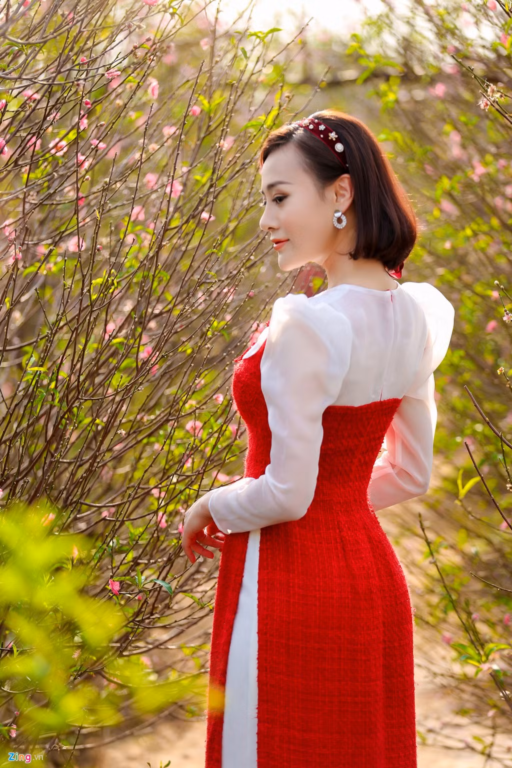 Chia sẻ về kế hoạch Tết Nguyên đán, "Quỳnh búp bê" Phương Oanh cho biết năm nay cô sẽ đón năm mới ở nhà riêng tại Hà Nội. Ban đầu, cô có kế hoạch du lịch nước ngoài nhưng không thành. Vì vậy, cô tận dụng kỳ nghỉ này để nghỉ ngơi, giải tỏa stress và nạp năng lượng mới.