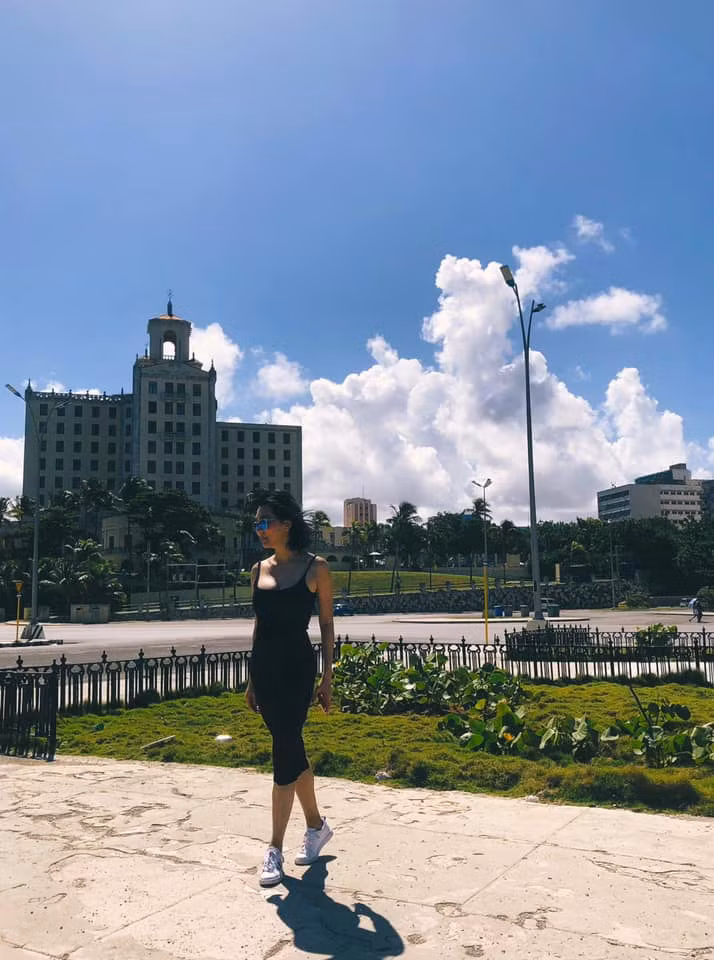 Phong cách thời trang trẻ trung, gợi cảm cũng giúp Kỳ Duyên trẻ hơn nhiều so với tuổi thực.