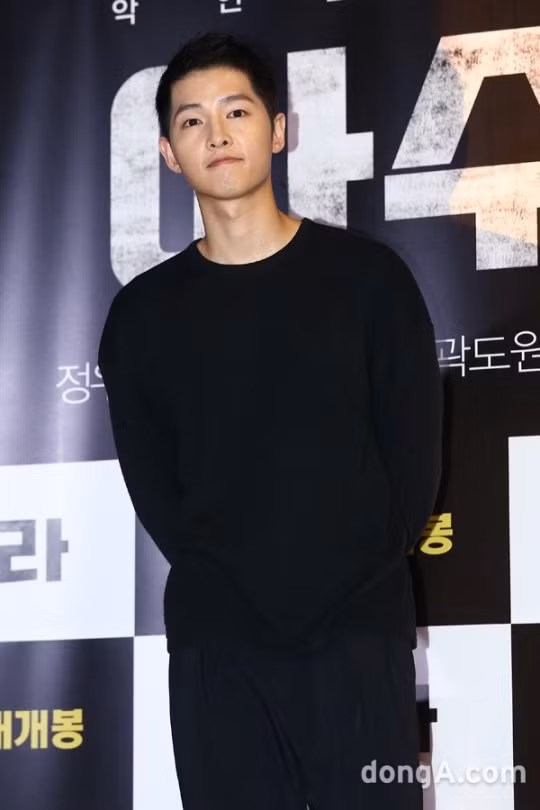 Ban gai tin don cua Song Joong Ki da co mot doi chong-Hinh-2