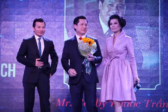 Chồng Phạm Hương có nhiều mối quan hệ trong giới showbiz.