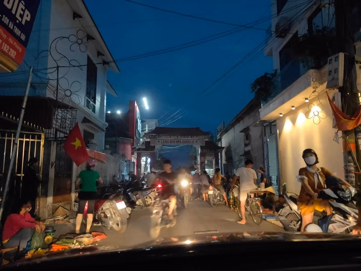 Hai Phong: Nghich ly cho moi bo hoang, dan hop cho ngoai duong-Hinh-2