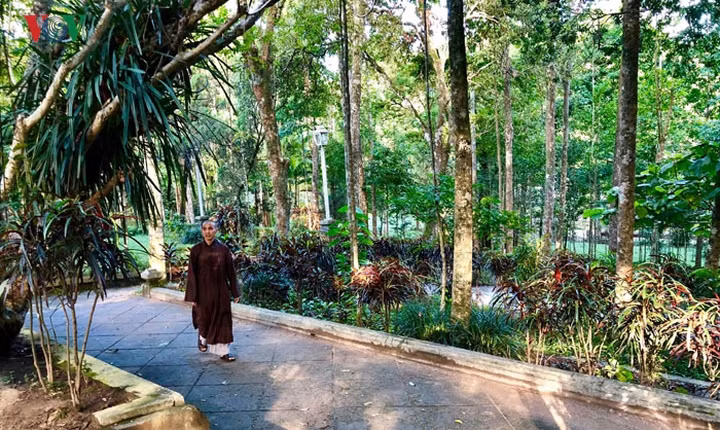 Nơi chôn cất thiền sư Nhất Định.