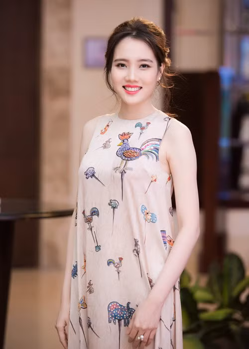 Vo dao dien Ngo Quang Hai mang bau lan hai-Hinh-2