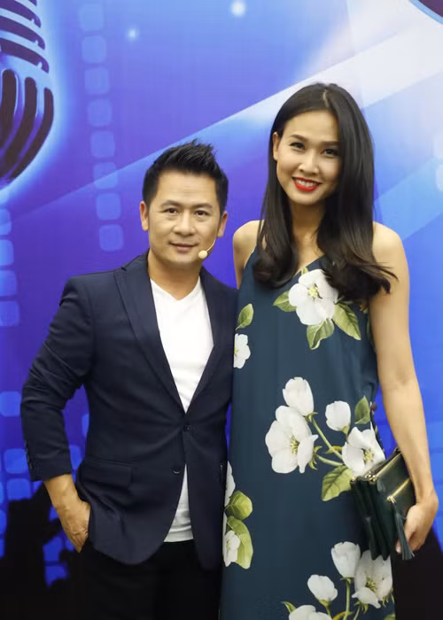 Ở hậu trường đêm thi trực tiếp đầu tiên của Vietnam Idol 2016, cặp đôi Bằng Kiều - Dương Mỹ Linh nhận được sự chú ý của giới truyền thông.