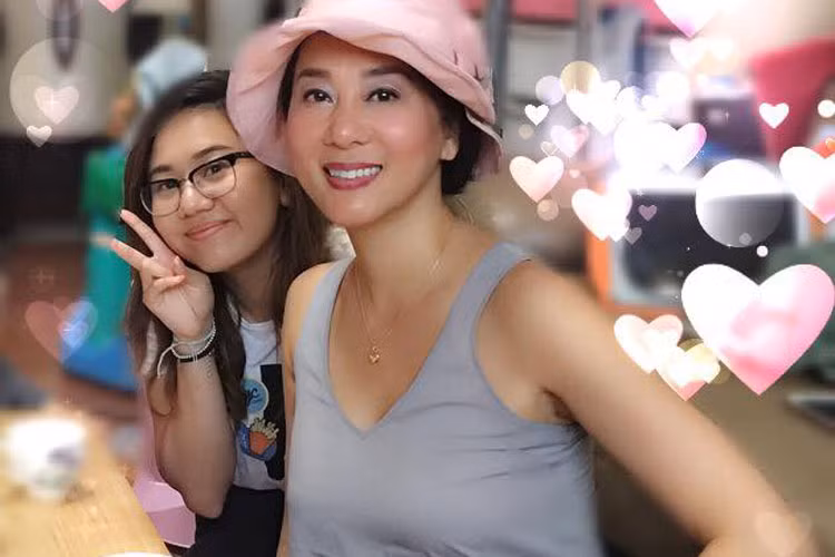 Không muốn cuộc sống của các con bị ảnh hưởng quá nhiều, Kỳ Duyên rất hạn chế chia sẻ hình ảnh của hai cô con gái với công chúng.