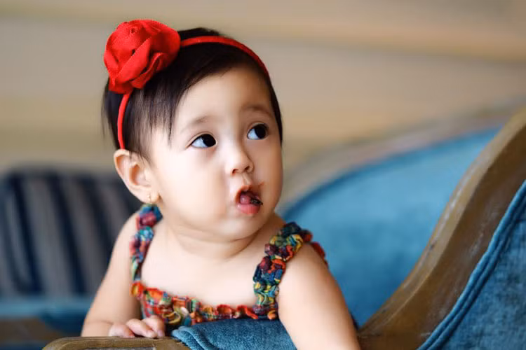 Không ít người cho rằng, bé Viann sẽ trở thành một mỹ nhân lúc trưởng thành bởi cô nhóc thừa hưởng những nét đẹp của mẹ. 