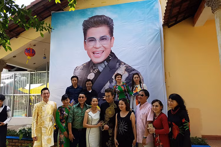 Tiet lo soc ve dam cuoi MC Thanh Bach va Thuy Nga-Hinh-9